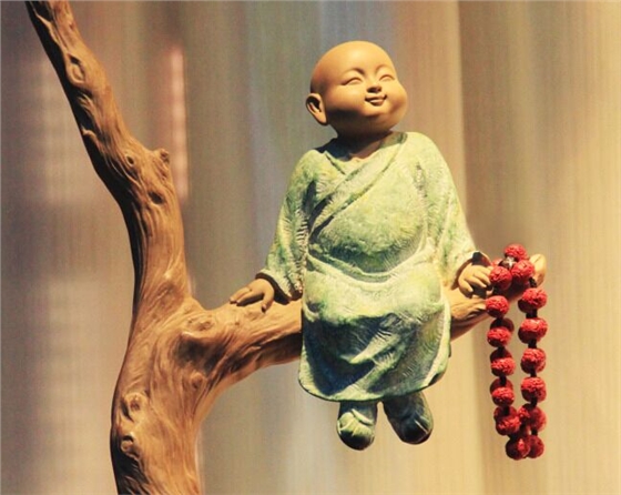 節(jié)能降耗，從油氣潤(rùn)滑開始。近三年，煙臺(tái)華順油氣潤(rùn)滑設(shè)備公司為國(guó)內(nèi)的200多個(gè)企業(yè)提供了500余套具有自主知識(shí)產(chǎn)權(quán)的油氣集中潤(rùn)滑系統(tǒng)。這些設(shè)備的安裝與使用，不僅降低了設(shè)備潤(rùn)滑油的消耗，提高了軸承的使用壽命，同時(shí)改善了客戶生產(chǎn)現(xiàn)場(chǎng)環(huán)境，投資回報(bào)率100%以上，受到了客戶的一致好評(píng)
