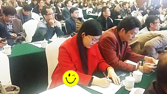 “2015第三屆中國鋼鐵發(fā)展合作交流會(huì)”在馬鞍山拉開帷幕，煙臺(tái)華順作為唯一一家潤(rùn)滑企業(yè)應(yīng)邀出席本次盛會(huì)，煙臺(tái)華順公司13年來專項(xiàng)致力于高效節(jié)能油氣潤(rùn)滑系統(tǒng)的應(yīng)用和推廣，是中國油氣潤(rùn)滑系統(tǒng)客戶認(rèn)可度最高品牌，可直接替代進(jìn)口同類產(chǎn)品