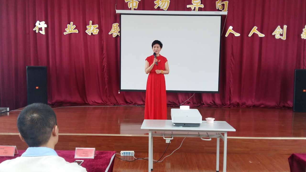 創(chuàng)新是源 質(zhì)量為本—煙臺(tái)華順油氣潤(rùn)滑廠家迎來(lái)產(chǎn)品日